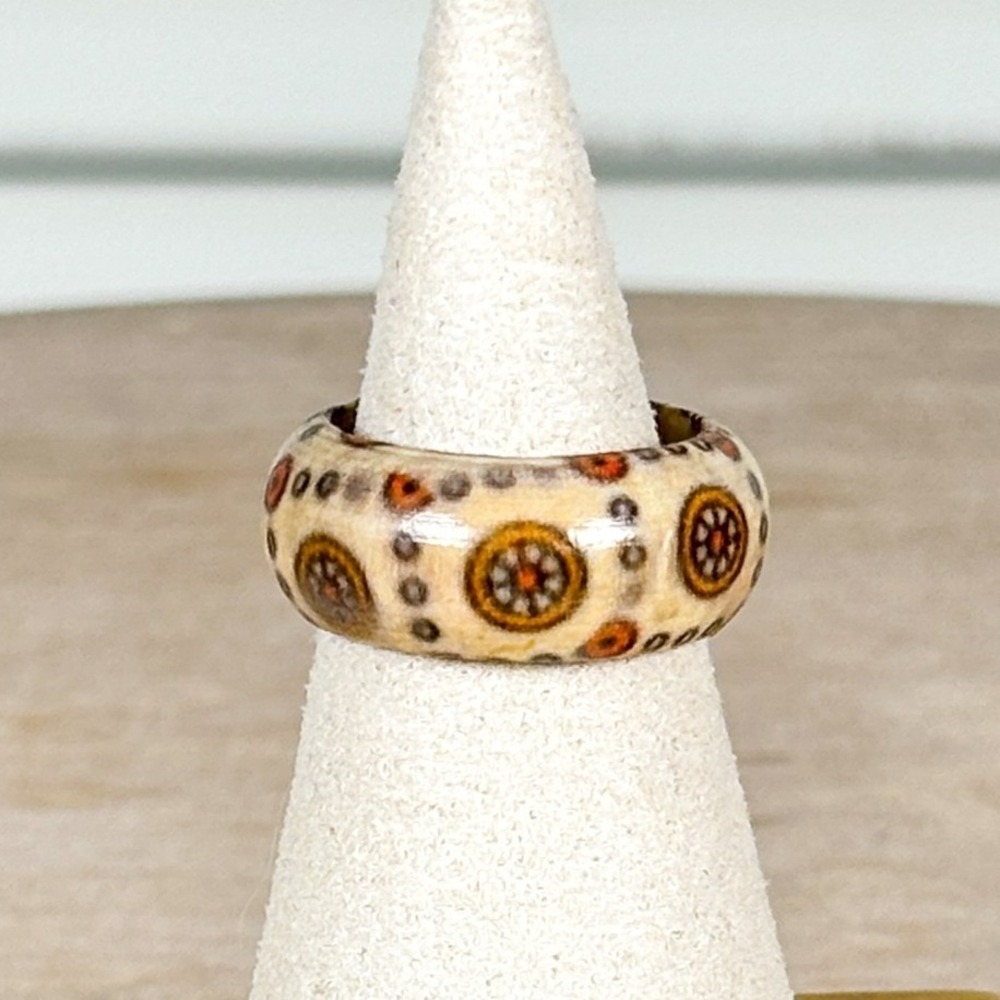 Vintage Boho Cream Wood Band Ring Mandala Pyrography Earthy Size 6.25